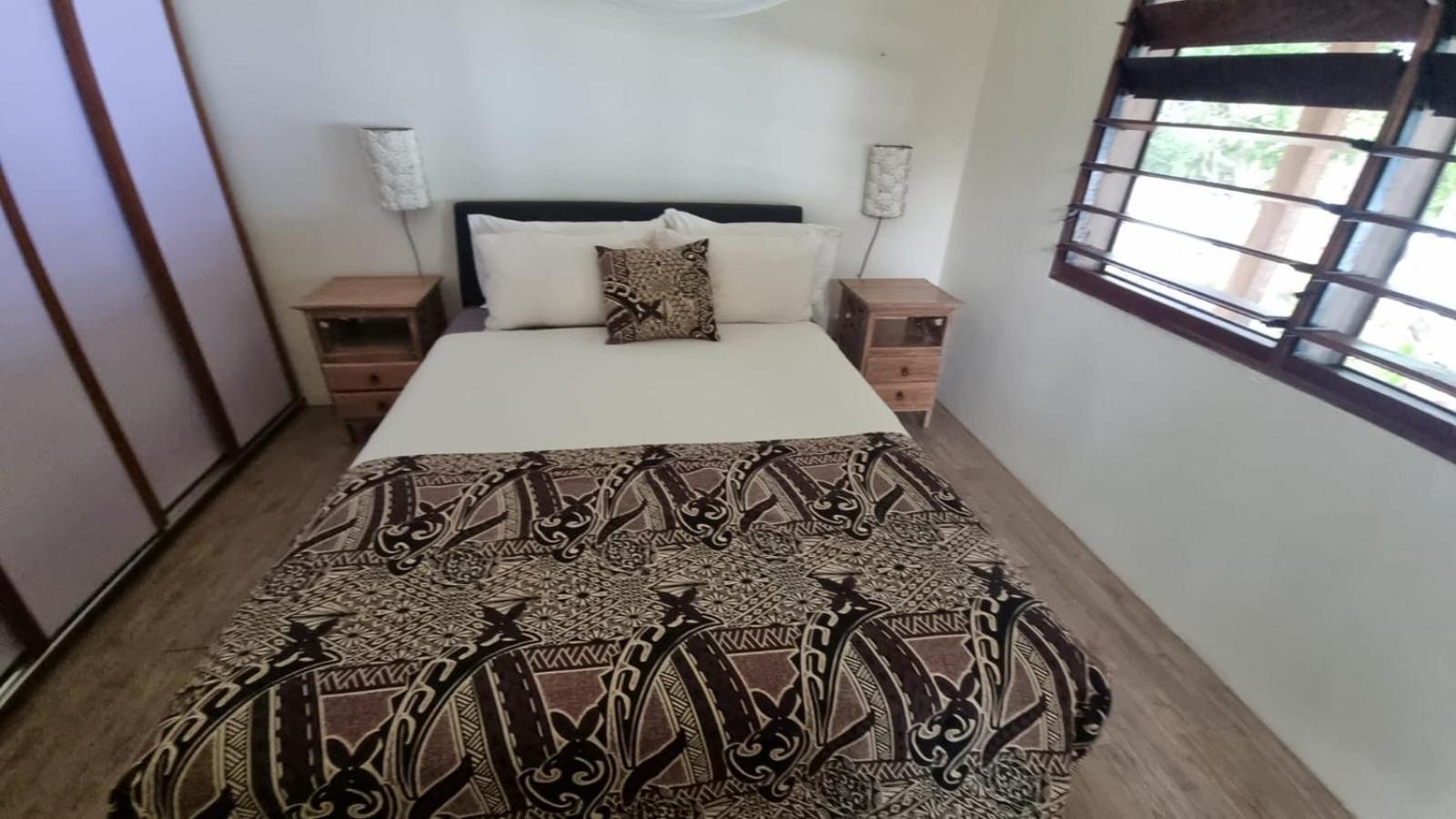 פורט וילה Whispering Palms - Absolute Beachfront Villas מראה חיצוני תמונה